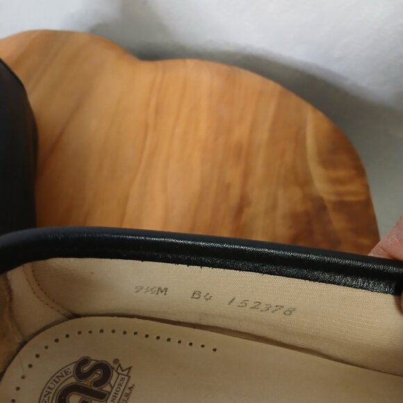 UEC SAS Black Leather Freetime Loafer Womens Slip On Comfort Shoe 7.5 M - Picture 5 of 8